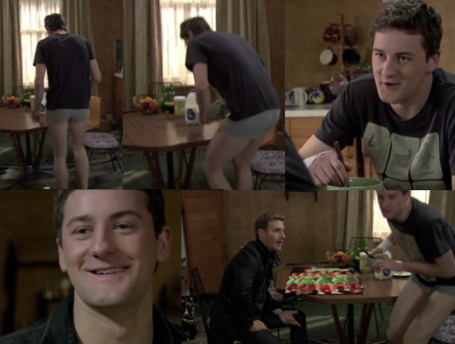Emmett Skilton & Dean O’Gorman  The Almighty Johnsons 1x01 1x02