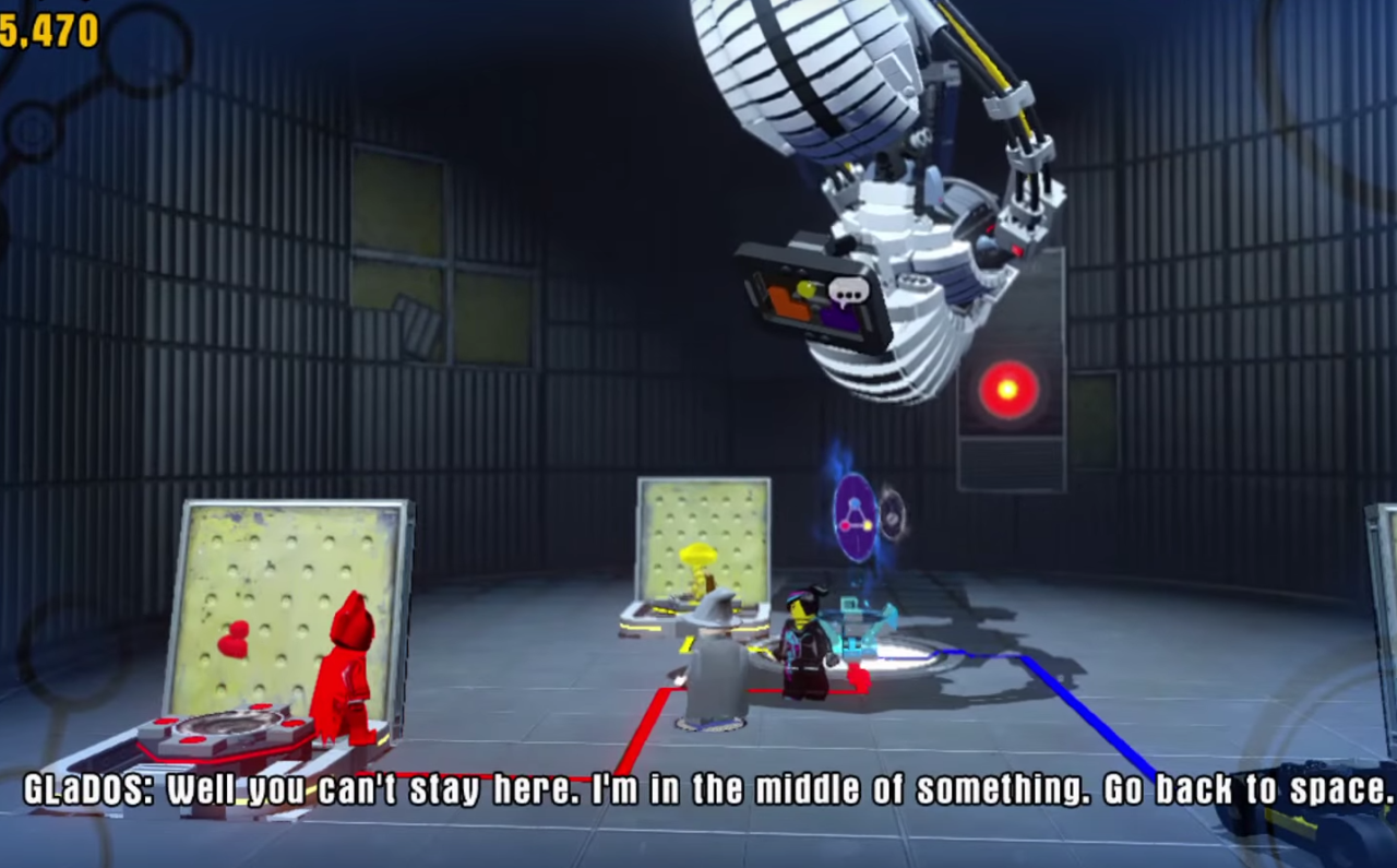 lennythereviewer:                                  GLaDOS VS HAL 9000 BEST. CAMEO.