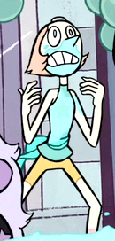 look at this cute frame of Pearl I found while gifing. It’s only on screen for a split second but its really cute look at it