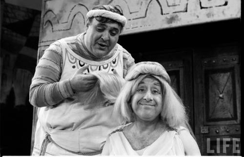 A Funny Thing Happened on the Way to the Forum(John Dominis. 1962)