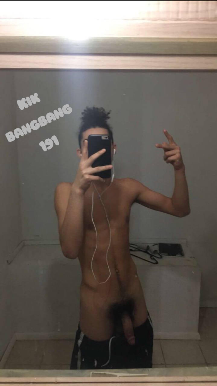 teenbaitshop:  Branden  wonna buy the rest of his stuff HMU 💳💸💰