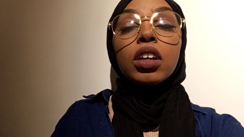 blackwomenonly:dwelldreamer:To my beautiful Black Hijabis: Don’t let the world place you in a 