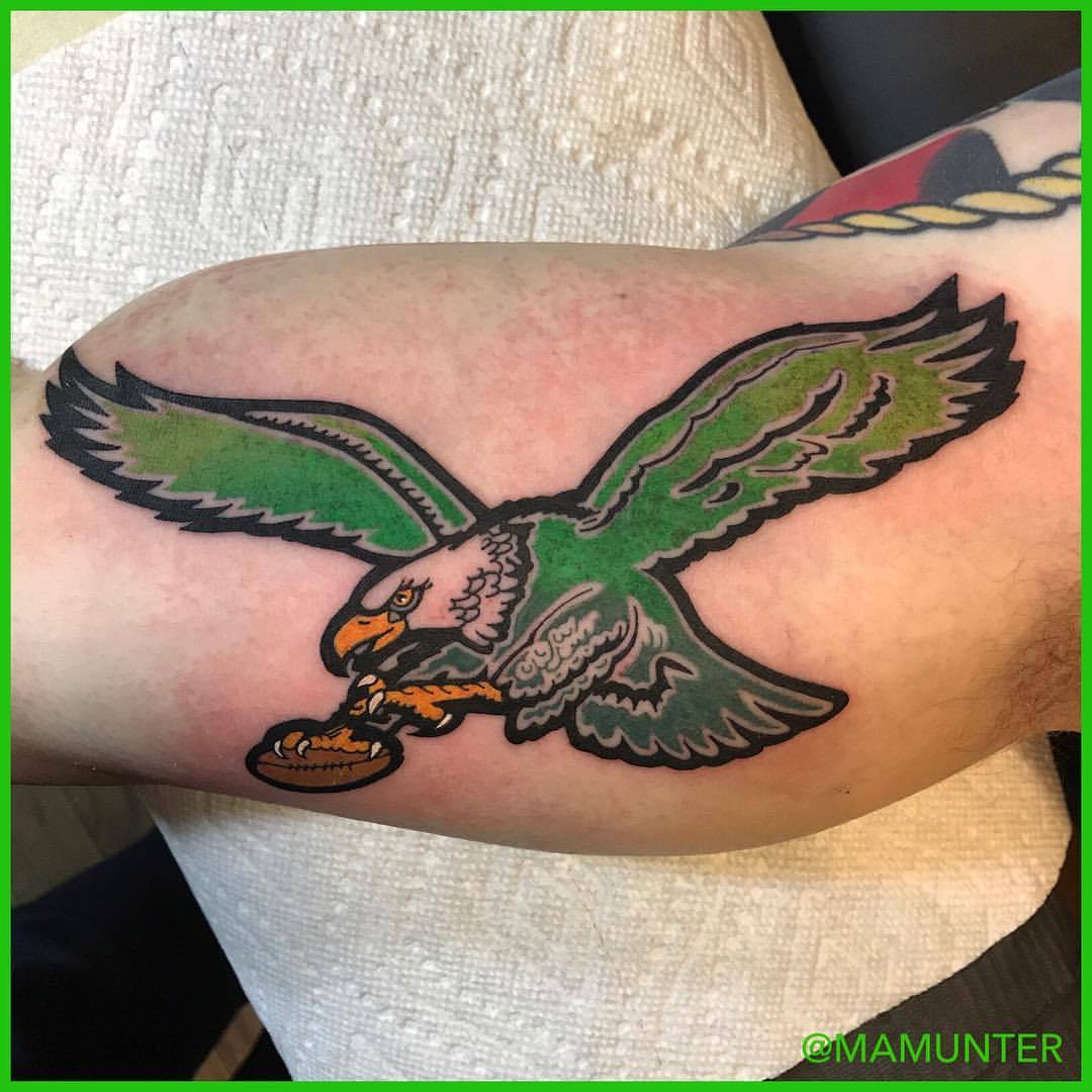 Eagles rookie KVon Wallace shows off his giant eagle tattoo  NBC Sports  RSN