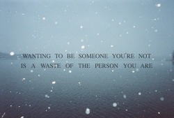 teenagepics:  If you’re a teen you must follow this blog. 