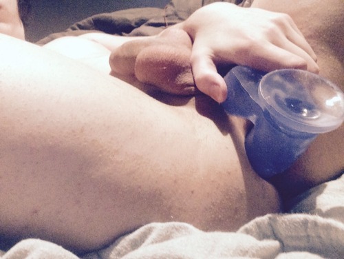 girlyboyryan:  I’m starting to love this toy. -w-