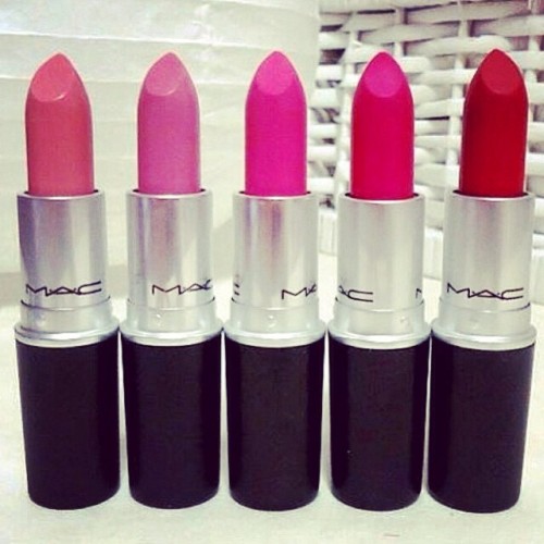 Besides @2frochicks who has these colors? #MacLove #Lips #adore #MacLips #Matte#frobabe #frolicious 