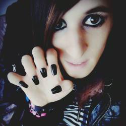 Rawr nails xd #emo #emogirl #emocat #trap #ts #tgirl #sexy #cute #nails #claws #rawr #model #alternative #gothgirl #scenegirl #cute #sexy