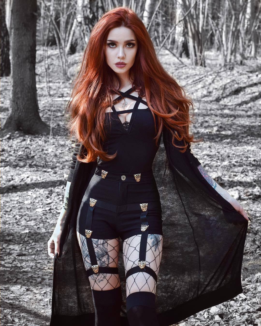 gothicandamazing:  Model: @ann.siren Welcome to Gothic and Amazing |www.gothicandamazing.com