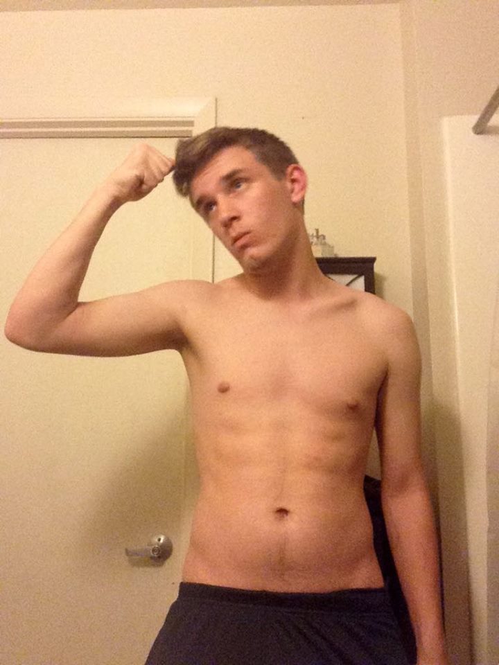 eli-the-human:  *Tries to look sexy*Ends up looking like a dork