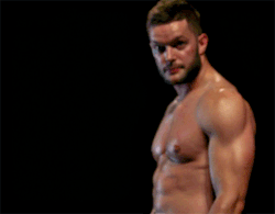 katmiw:  I like him for more than his looks but damn Finn 😍  Like he’s so attractive &amp; he knows it.   *Not My Gif*