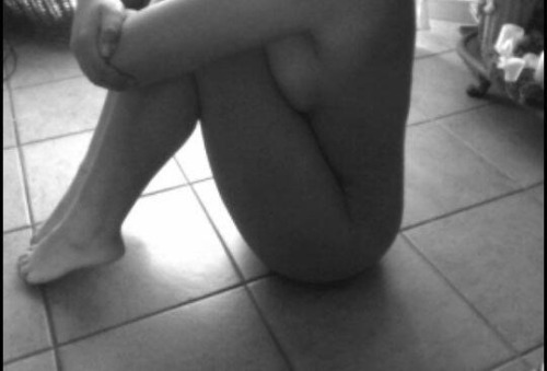 oshitwhysoserious:  sexual-feelings:  18, Italy. oshitwhysoserious  Una piccola me.Quanto mi piace q