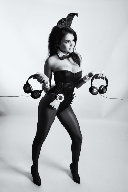 XXX #BEATSANDTHEBUNNY Playmates Raquel Pomplun, photo