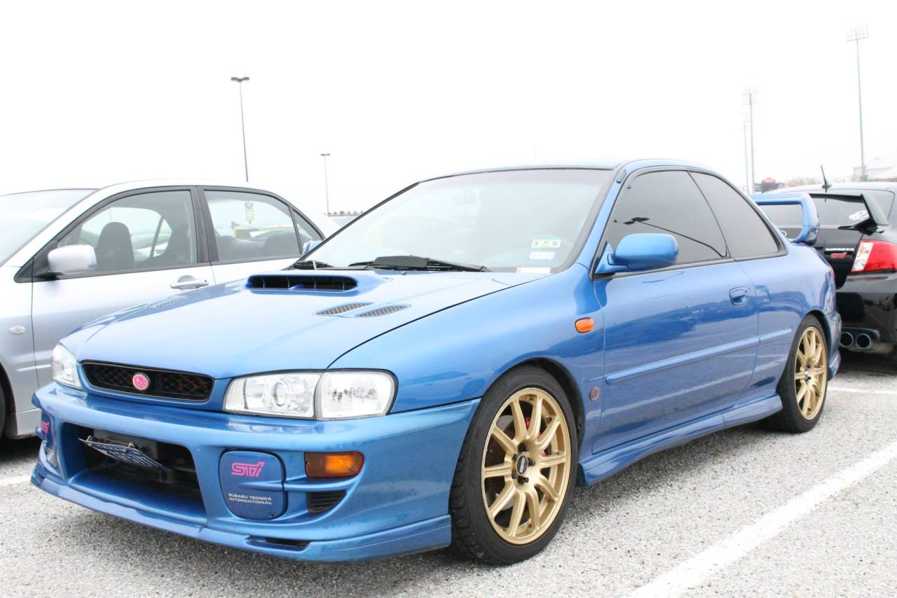 topspeedpro1:  Subie’s came in strong… subie love!cupcakemeet 19Credit Photos