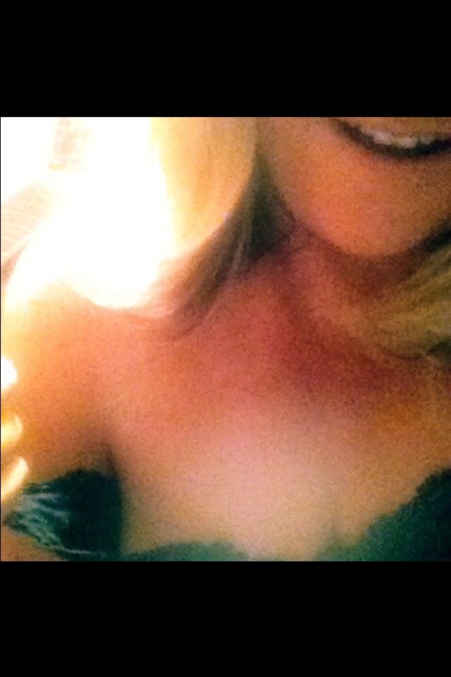 omgdirtydd:  Teasing….., always.  💋💛