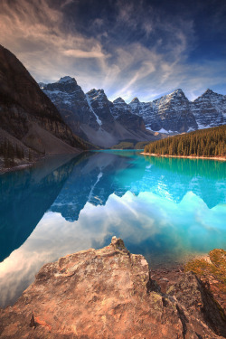 travelgurus:  Lake Moraine at Banff National Park, Canada by Florent Criquet     Travel Gurus - Follow for more Nature Photographies!    