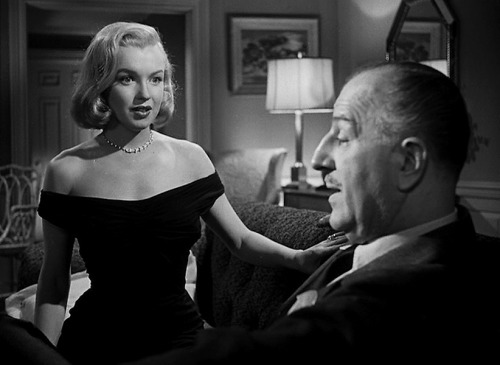 eddyentropy:The Asphalt Jungle (1950). Directed by John Huston with cinematography by Harold Rosson.