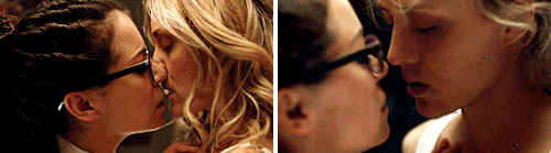 drcormier: every cophine kiss in orphan black (s1-s5)  O_o…
