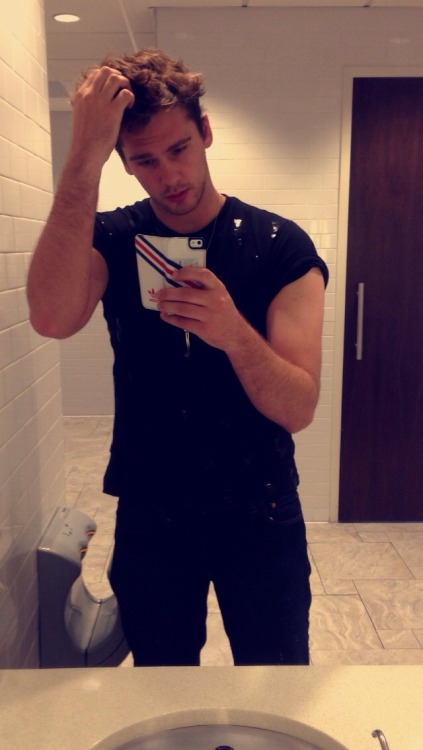 oarsis:  🚽 selfie 