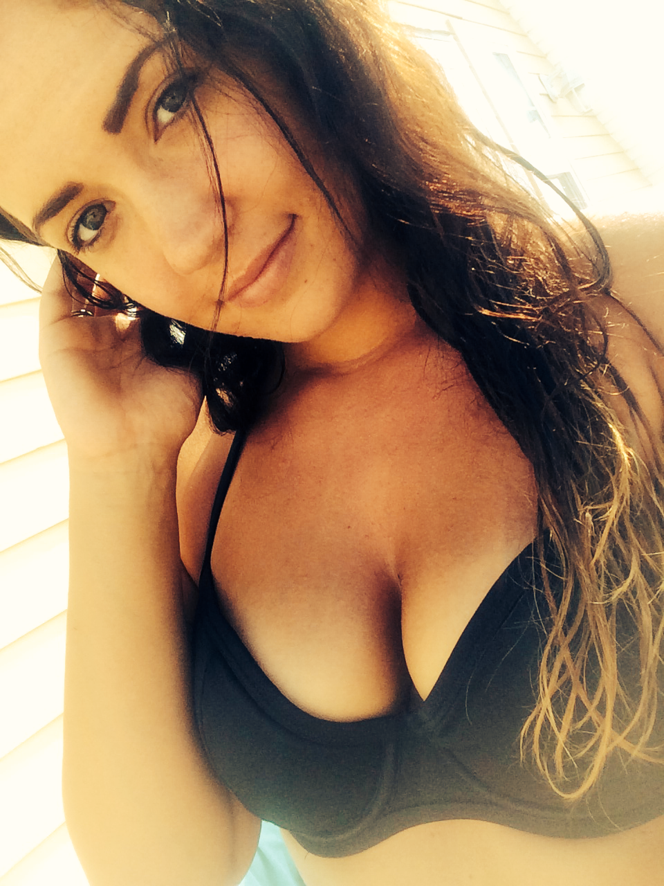 extraordinaryvalentine:  Baby, let your fantasies unwind. 