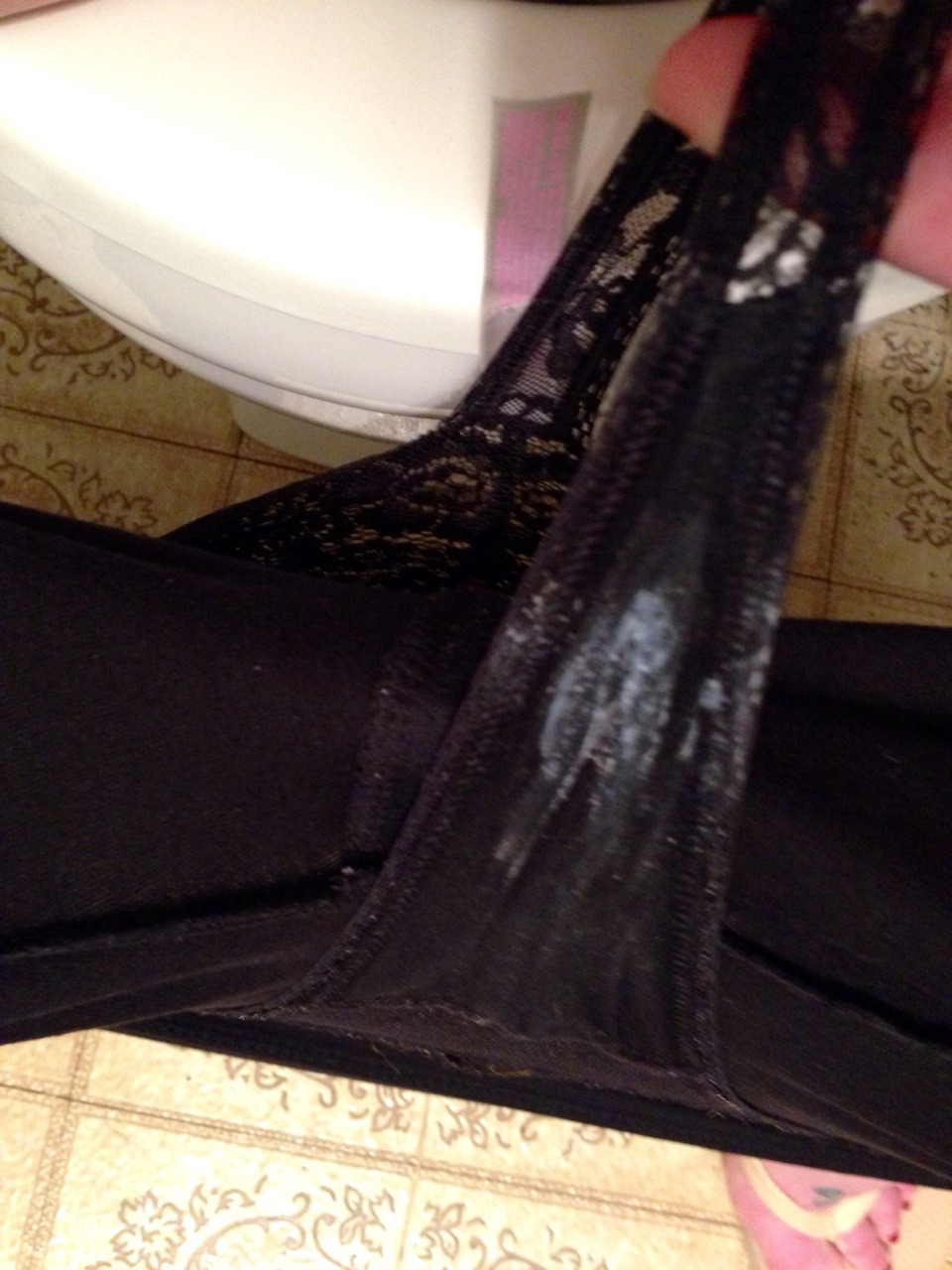 jellybeanphalange:  My pussy made my panties creamy and then creamier
