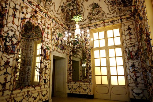 anarchy-of-thought: Porcelain drawing room. Museo Capodimonte, Naples