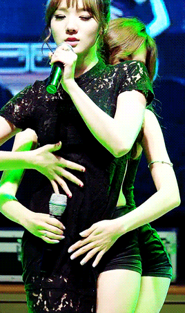 blindkpop:    minhee X junyool   