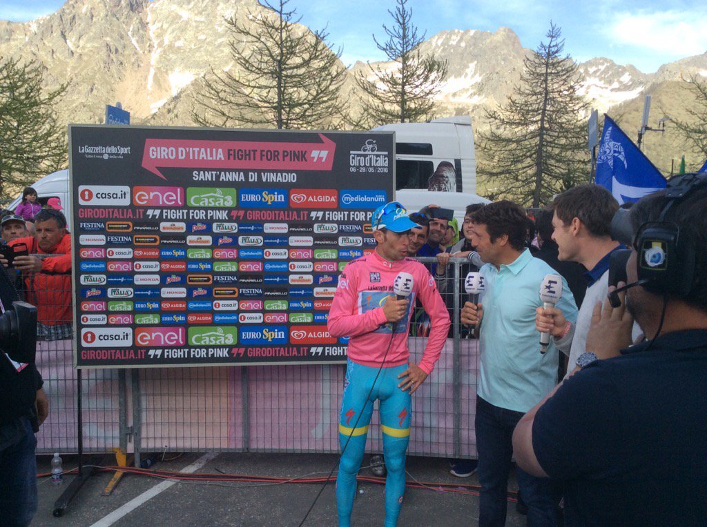 dbarraja:  The Shark is the new Maglia Rosa 