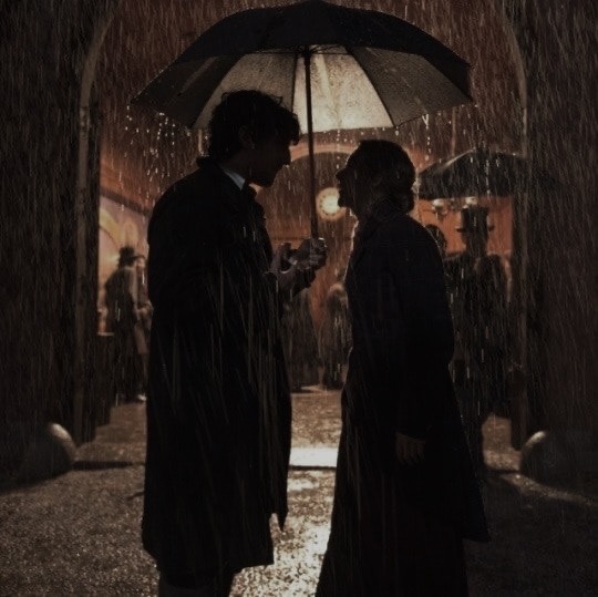Featured image of post Dark Academia Couple / Maybe sabrina&#039;s chilling adventures or the umbrella academy?