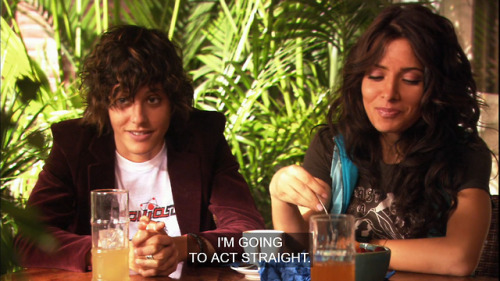 condoravenues: I always love that this is apparently the best Shane can do to act straight
