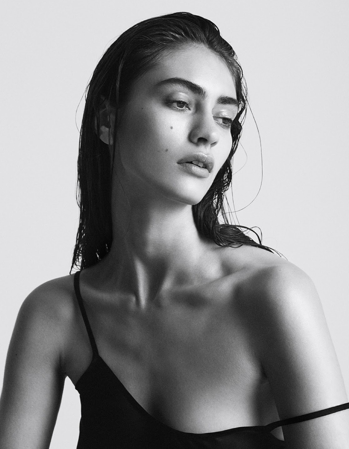 leah-cultice:  Marine Deleeuw by Hannah Khymych