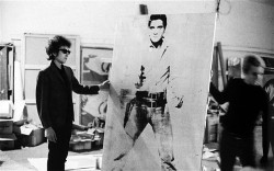 karinabeat:  Bob Dylan holding the portrait