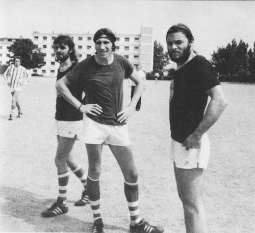 rezeew:  Pink Floyd, playing soccer in Paris, 1974.