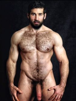 dadsboysbears:  dadsboysbears: Lots of Dads