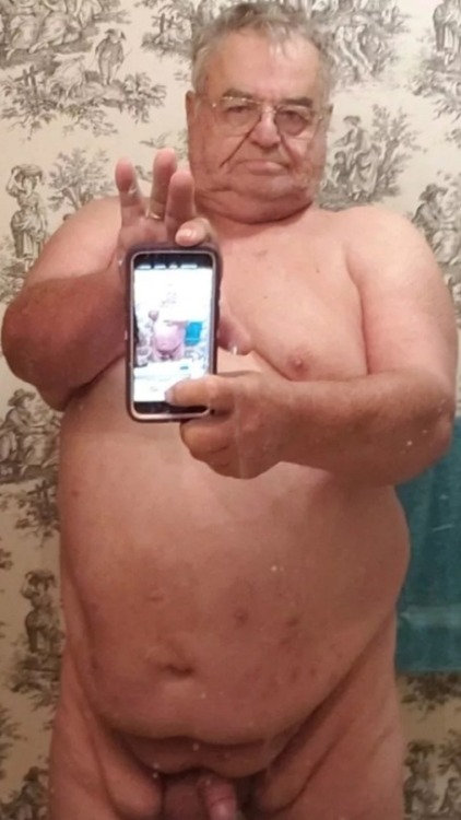 Porn photo Chubby Daddy Watching Society