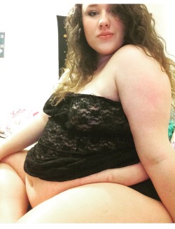 stonedsummer7:  Love how plump I look this