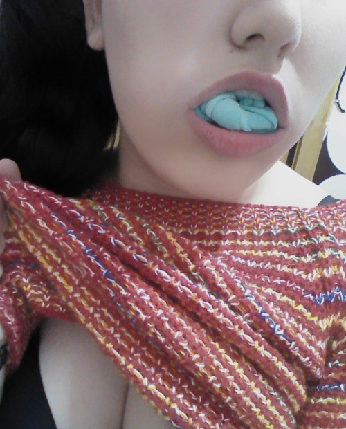 iamdaddyspumpkinkitty:   Gagged and ready to go.