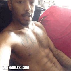vinemales:  Before and… oops… after - Reblog // Please follow vinemales.tumblr.com // Over 30.000 followers // Hot naked gay vines -&gt; thatsedmond: https://vine.co/u/1096623437490839552