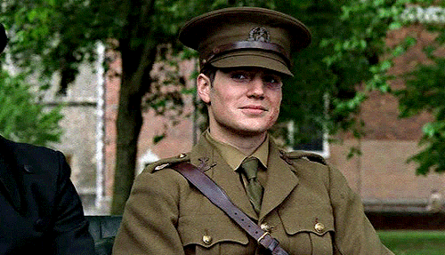 acecroft:HENRY CAVILLas Colley in Goodbye, Mr. Chips (2002)