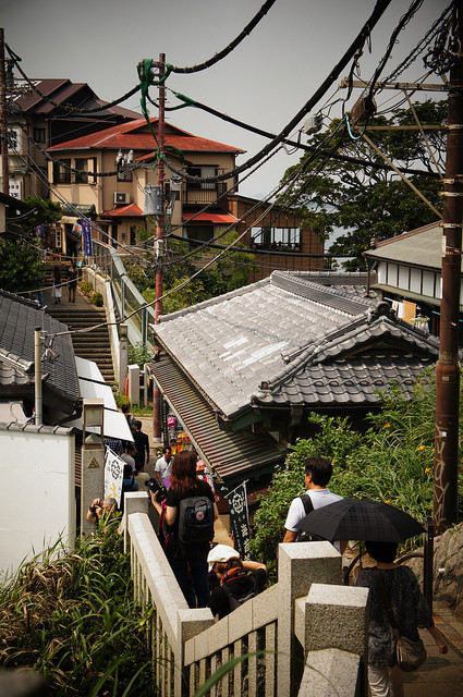 ileftmyheartintokyo:  Enoshima by kana_hata on Flickr.