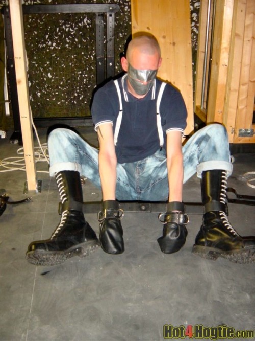 tieme's bondage blog