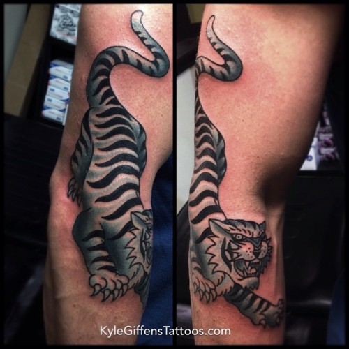 #tigertattoo #tiger #blackandgreytattoo #blackandgrey #kylegiffen #tattoo #tattoos #austin #texas #bestink #traditional #traditionaltattoo #beautiful #dallas #sanantonio #houston #ink #amazing #atx #littleprickstattoo #austintattoo #colorful #clean...