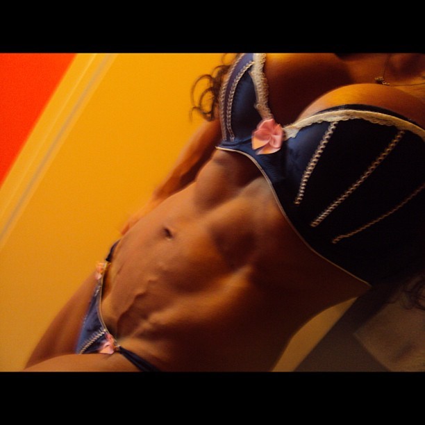 amateur-implant-pics:  ylianadisa21
