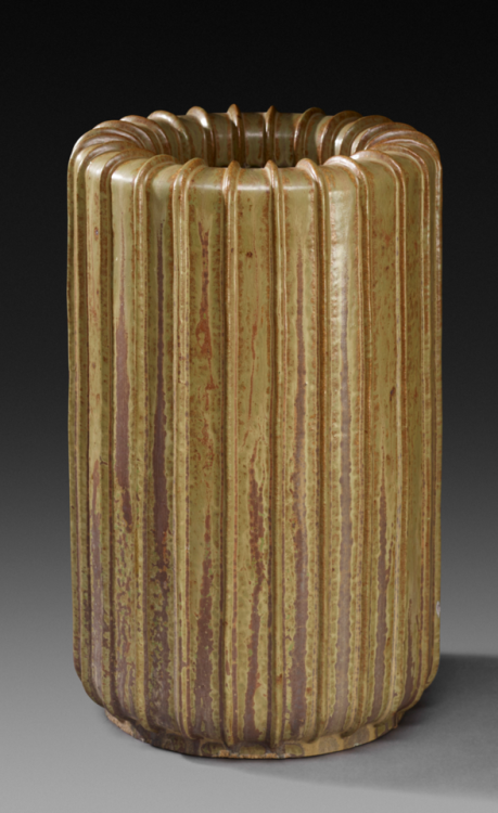 Ribbed for your pleasure - 1940s ceramics by Arne Bang (1901-1983)Enameled stoneware  via: Wright Au