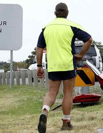 tradieboots:  Delectable tow truck driver. 