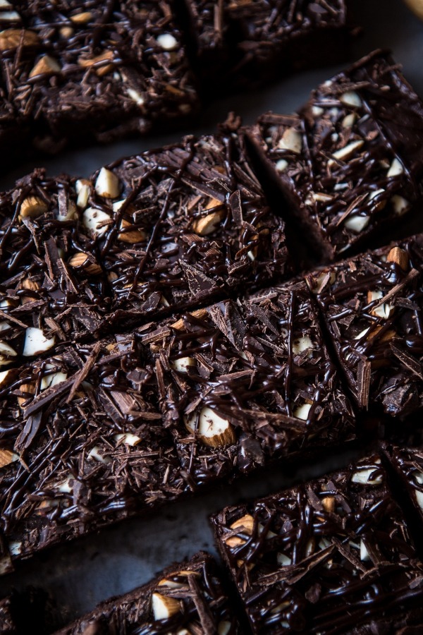 sweetoothgirl:    Fudgy Avocado Brownies with Chocolate Fudge Frosting   