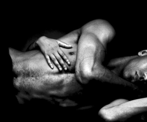 sleepinsidemysoul:to care for another…feeling the beating of his heart as you watch him unwind from 