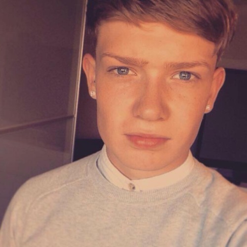 jordansboysxoxo: jordansboysxoxo: Can anyone help me bait these guys from Edinburgh message me for t