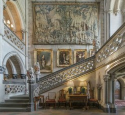 town-country-wasping:Grand Staircase| Arundel