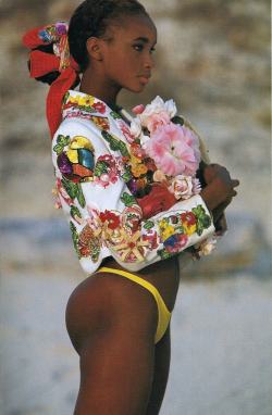 saloandseverine:Elle US May 1991, A Fresh-Cut Crop Of Soft Spring FlowersBeverly Peele by Gilles Bensimon