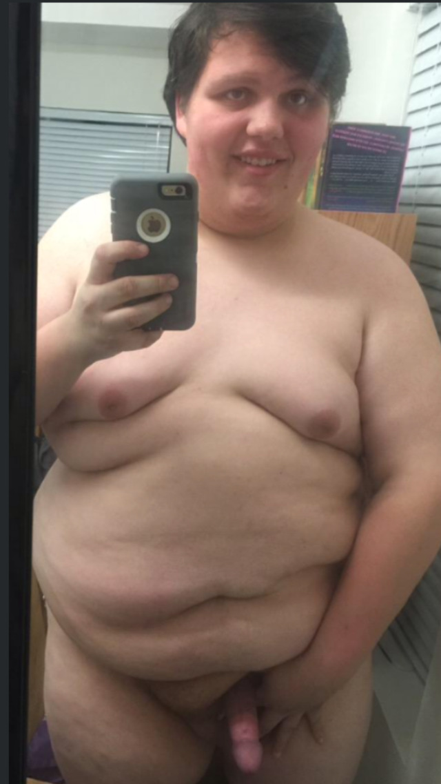 el-rincon-del-gordo:  Hola  donde esta guapo??
